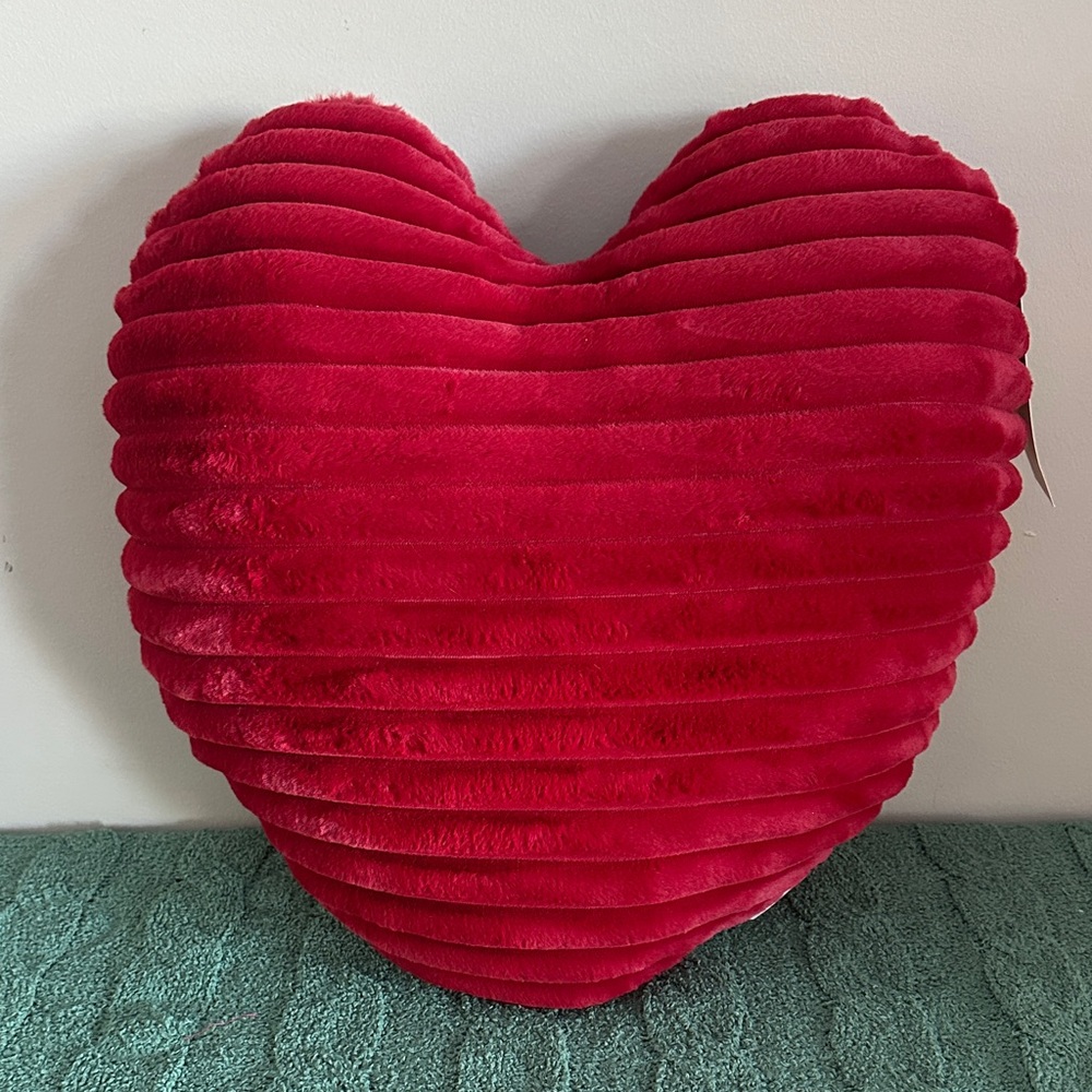 Rachel Zoe Valentine Red Heart ♥️ Plush Pillow Oversized Faux Fur NEW!